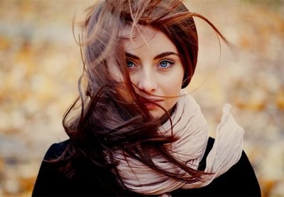 一个女人,心里没有你,如此回你消息,就是知道了