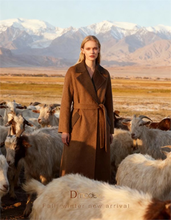这个冬天,让D’modes黛玛诗2025最新大衣系列,成为你衣橱里的温暖担当