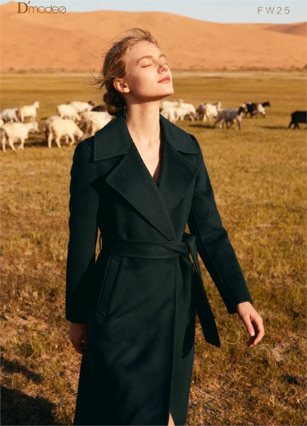 这个冬天,让D’modes黛玛诗2025最新大衣系列,成为你衣橱里的温暖担当