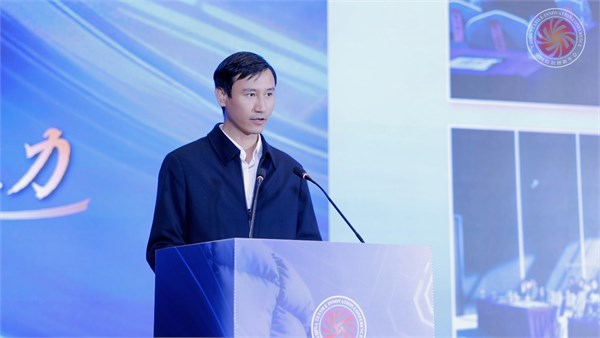 聚势共青城,赋能暖经济!2025纺织服装创新年会暨共青城羽绒产业发展大会圆满举行