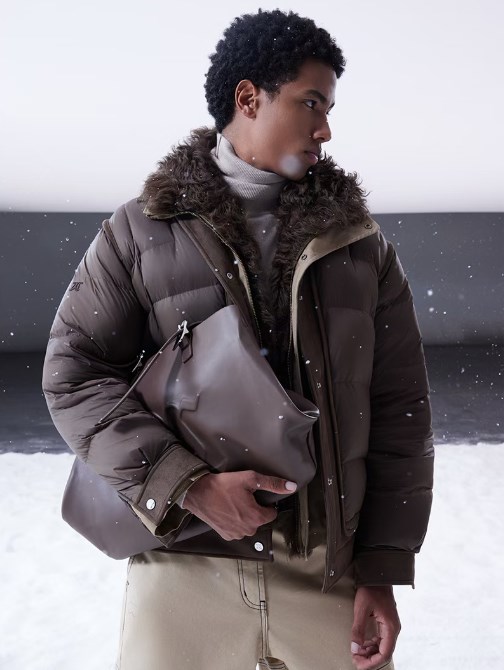 CABBEEN卡宾:重新探索高端羽绒标准,开启冬日时尚新境界