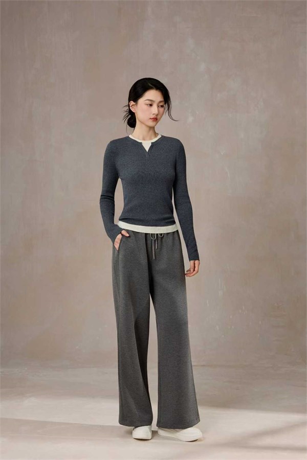 禾等Helen Moda羊毛衫:以三色雅韵,诠释高端气质风尚