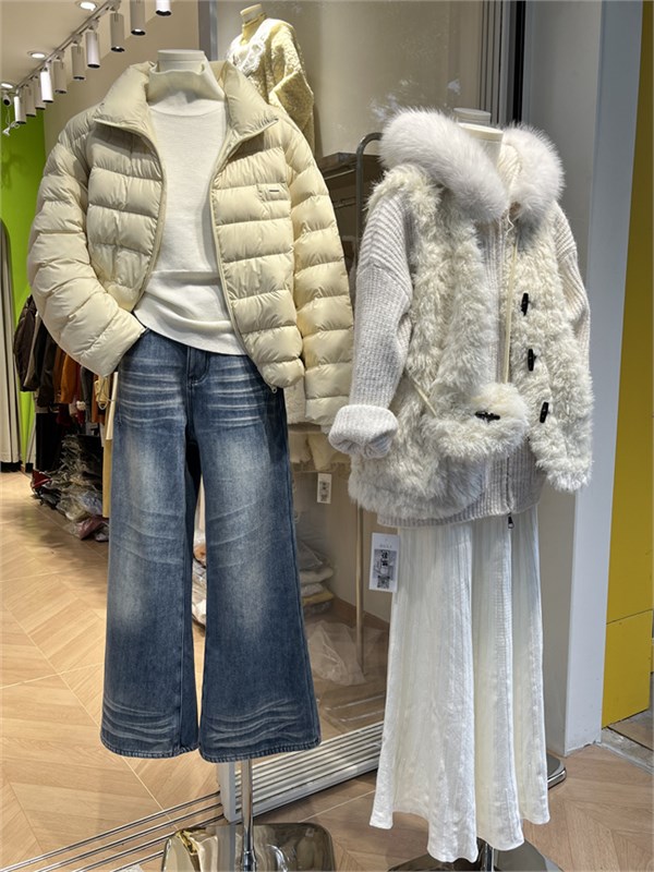 入卡女装2025冬季上新:开启一场时尚与温暖的邂逅之旅