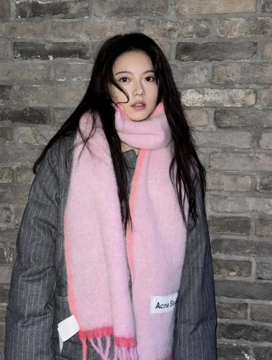 冬日围巾：色彩魔法点亮季节情绪