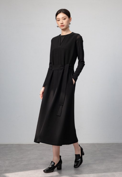 喜西女装品牌2025通勤外套，于职场画卷中绘就优雅诗行