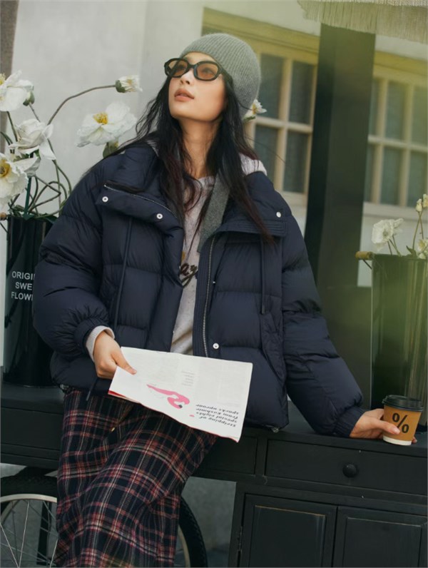 费依(FAY FAYEE):不想无趣的「解冻」,开启时尚破局之旅