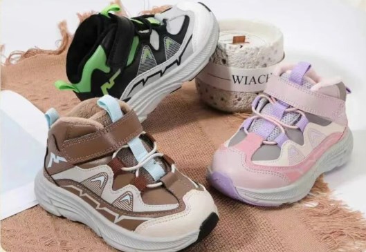 哈贝多童鞋冬上新：行走的暖脚宝