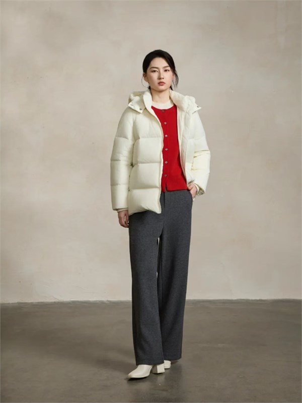 禾等HelenModa:羽绒暖冬,解锁女性冬日魅力密码