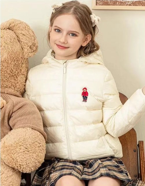 常春藤(IVY HOUSE)2025冬季童装新品｜以温暖织就童年