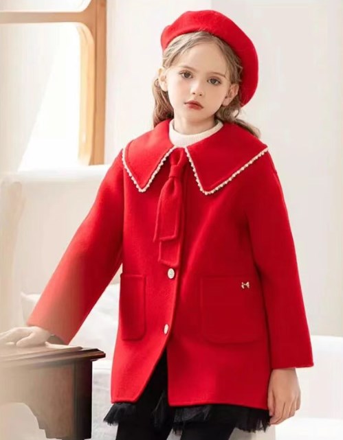 常春藤(IVY HOUSE)2025冬季童装新品｜以温暖织就童年