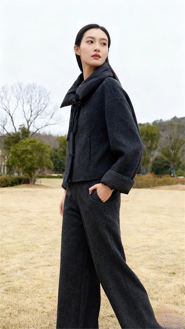 婕依妮女装 三大经典单品，解锁秋冬高级感穿搭