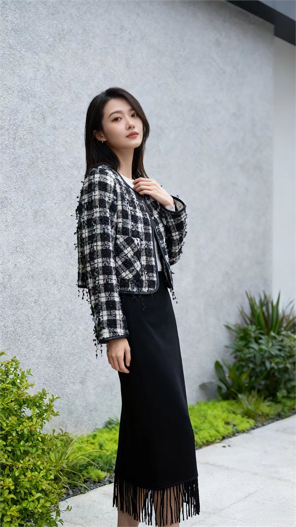 婕依妮女装 三大经典单品，解锁秋冬高级感穿搭