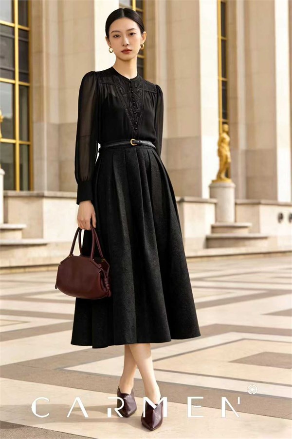 卡蔓(CARMEN)2026春季新品 | 三件经典单品，解锁春日高级感穿搭公式
