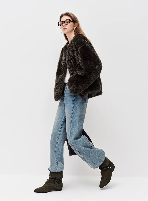 范思蓝恩fsle皮草：于静谧冬日，开启一场与暖意的深情相拥