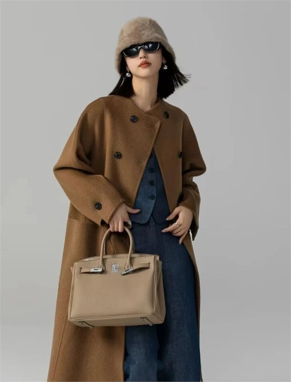 爱依莲LOVEYILIAN：时尚密码，演绎多元穿搭美学