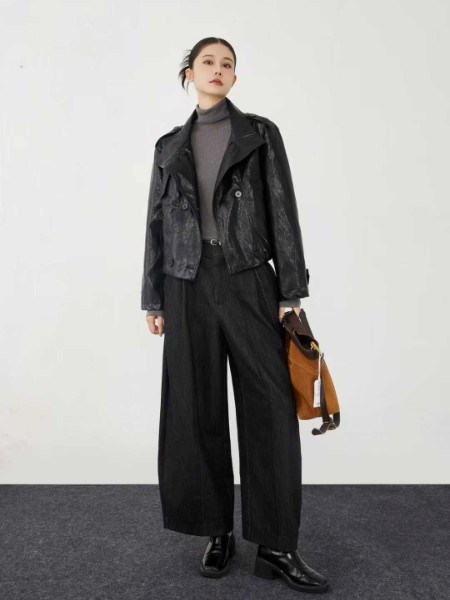 爱依莲2025冬季新品 | 以轻奢之名，邂逅冬日摩登美学