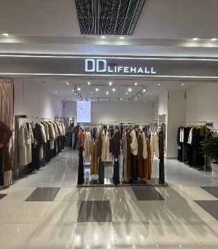 DD女装 | 冬日新篇，解锁你的高光时刻