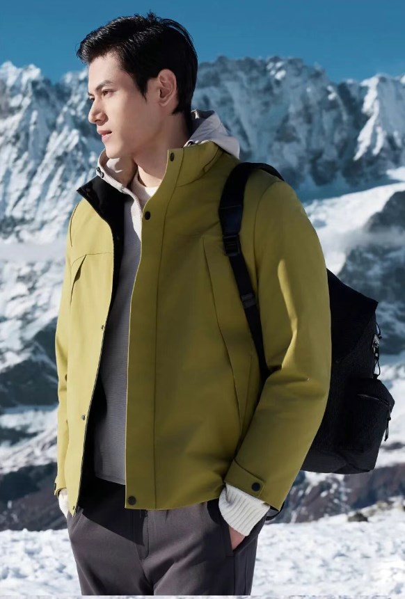 K - BOXING劲霸男装隐藏气泡鹅绒羽绒服：冬日里的科技保暖新势力