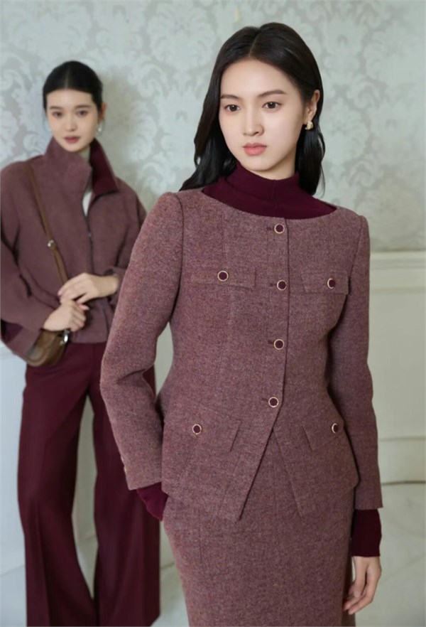 LAI睐女装：冬日温暖配方，开启一场浪漫的时尚之旅