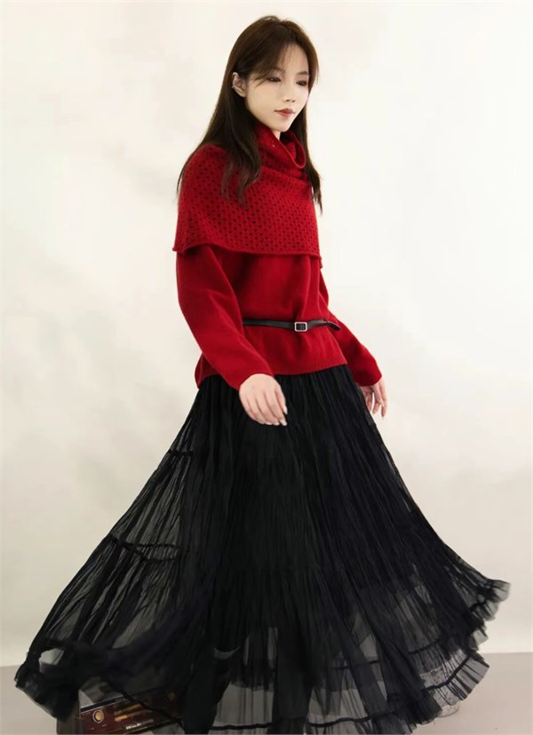 Mifee谜菲:红绒翩跹,暖映冬日绮梦