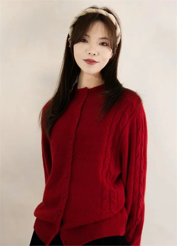 Mifee谜菲:红绒翩跹,暖映冬日绮梦