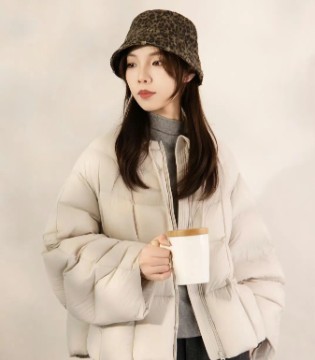 Mifee谜菲：红绒翩跹，暖映冬日绮梦