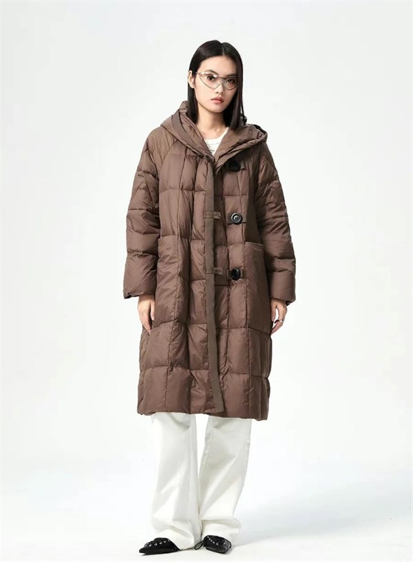 普普风冬日羽绒：以质感织就温暖，让温度与风度共舞