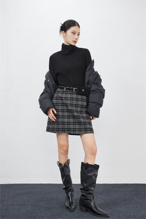 爱依莲羽绒：冬日时尚秘籍，解锁高端气质密码