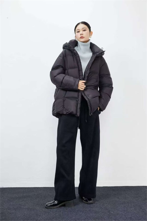 爱依莲羽绒：冬日时尚秘籍，解锁高端气质密码