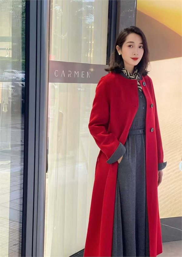 卡蔓CARMEN 2026春季新品：气质大衣，引领时尚新风尚