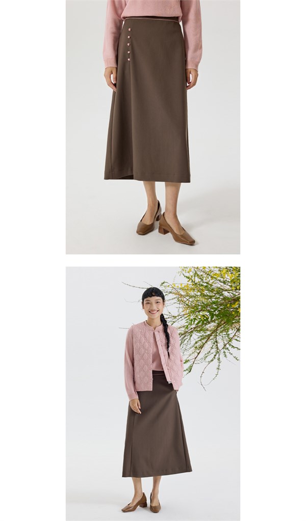 一袭花影满衣，半窗春色入怀