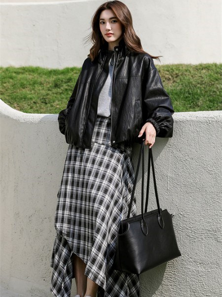 解构文艺 OR.Kart 2026 春：港风皮衣、百搭针织与两件套的春日恋曲