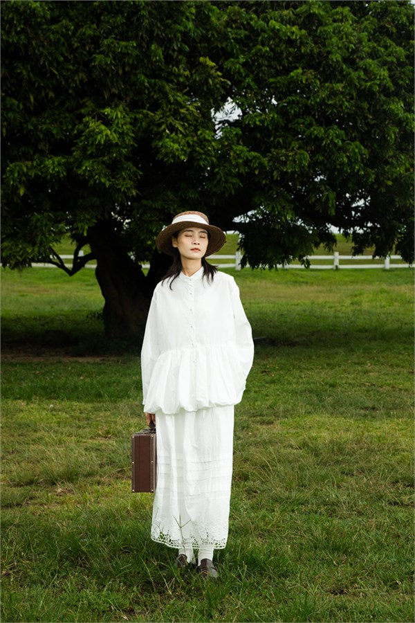 简与媄春装焕新：开启一场与春日的浪漫邂逅