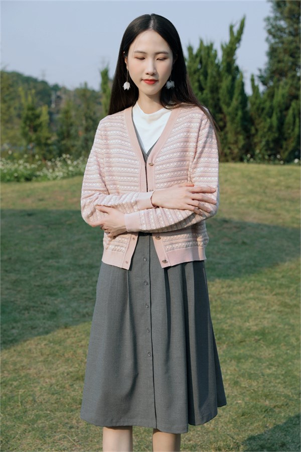 荣子女装自由选，解锁N种风格不设限！