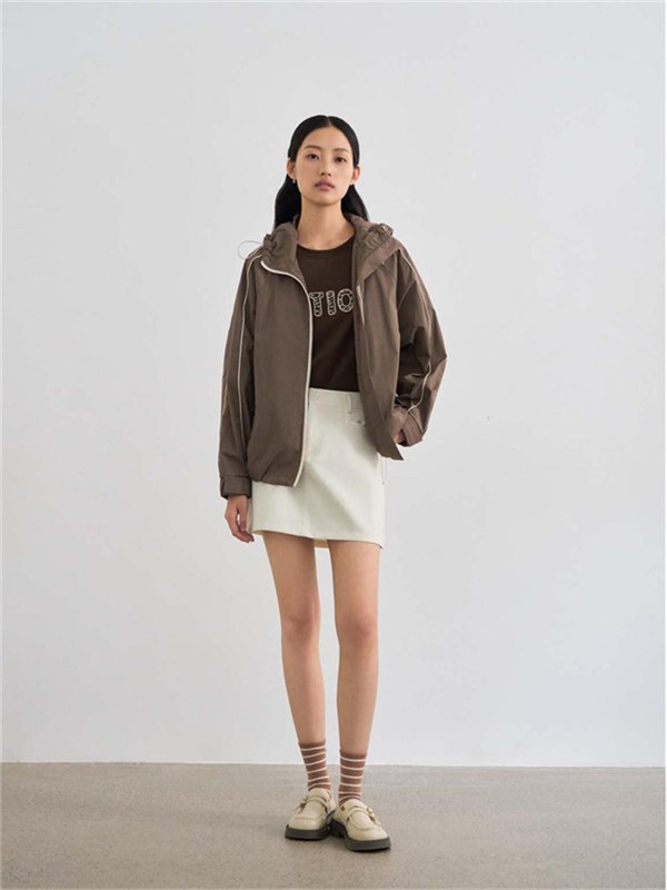 青稚女装:新季三件套,解锁时尚无限可能