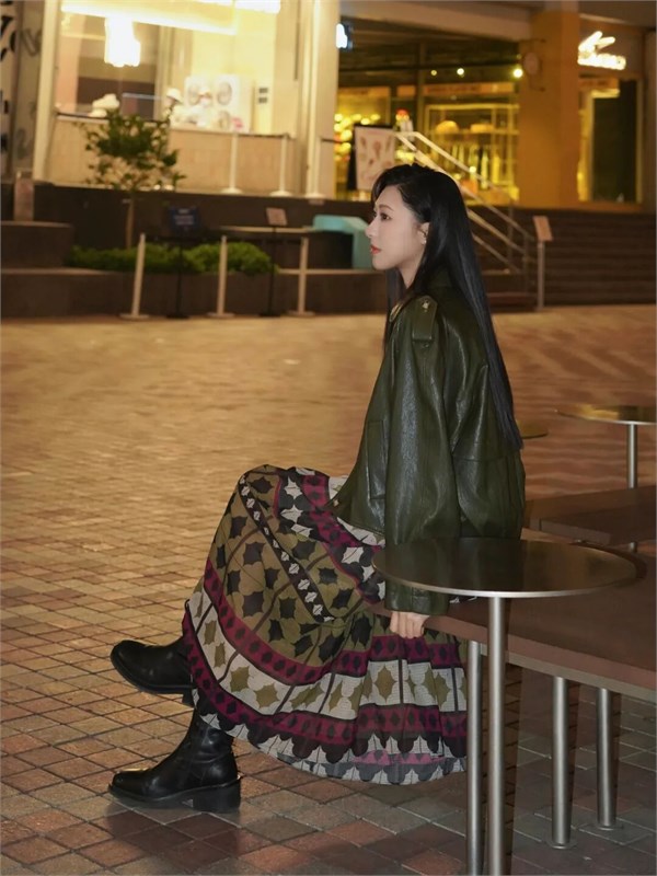 DIYAN蒂言女装：新品霓裳，绘就时尚绮梦新章