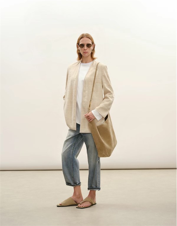 夹克西服:LESS 的返工哲学,解锁职场新优雅