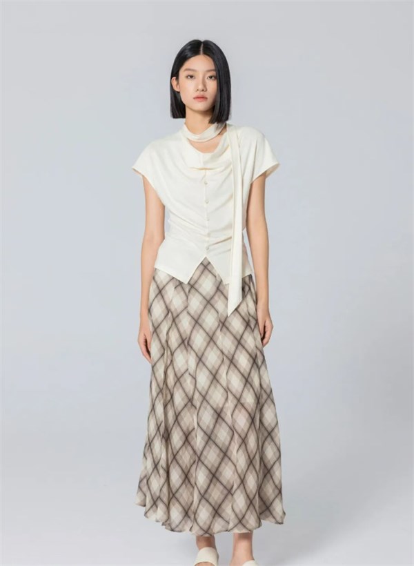 JUMEL芮玛女装新品璀璨登场