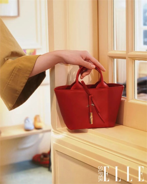 SuperPIECE手提包新款上市