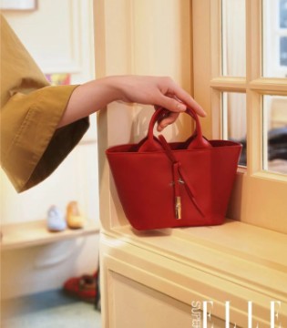 SuperPIECE手提包新款上市