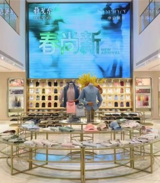 雅戈尔春装全系焕新｜从职场到生活，以质感穿搭解锁春日高光时刻