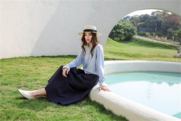 解构美学邂逅春日浪漫,OR.Kart 2026春季裙子美出界