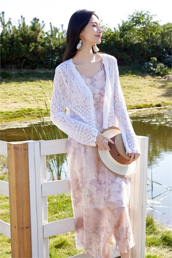 婕依妮女装法式浪漫，春日优雅密码