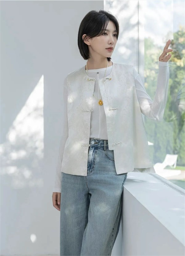 衣履承潮,美学新生——Milian解锁多元融合穿搭新风尚