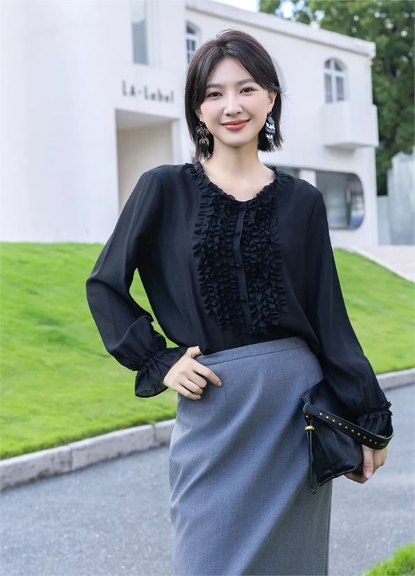 衣履承潮,美学新生——Milian解锁多元融合穿搭新风尚