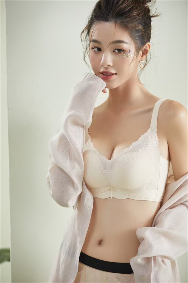 女人100｜轻盈塑形，勾勒与生俱来的优美曲线