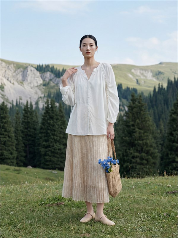 Geshimo歌诗陌｜衬衫是写给春天的情书，一褶一皱皆温柔