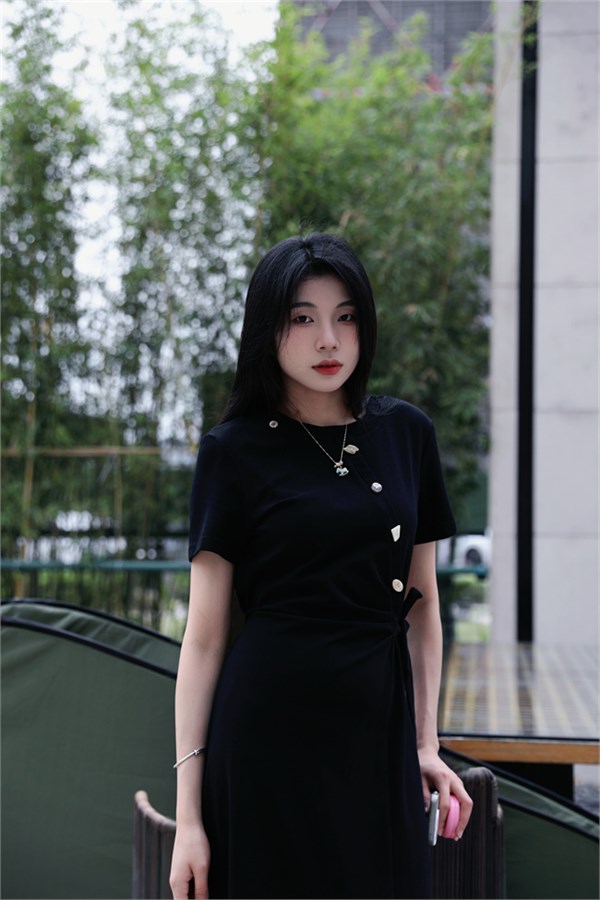 DD女装2026春新季|以衣为笔,书写春日职场与生活的双面诗篇