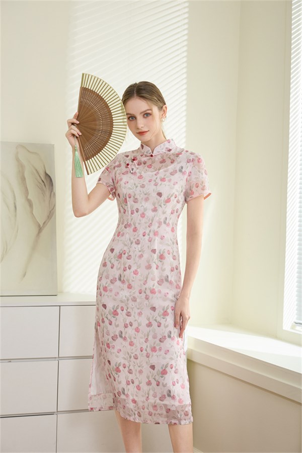 艾丽哲(Ailizhe)新中式女装｜以东方雅韵，邂逅现代摩登