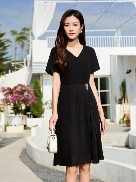 一件芮色,三重人生|欧美风、快时尚、淑女风的自由切换